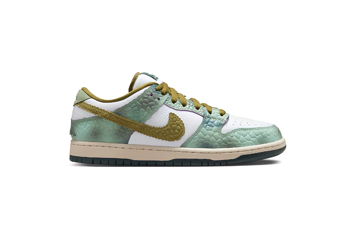 Nike x Alexis Sablone Dunk Low SB 'Chameleon'